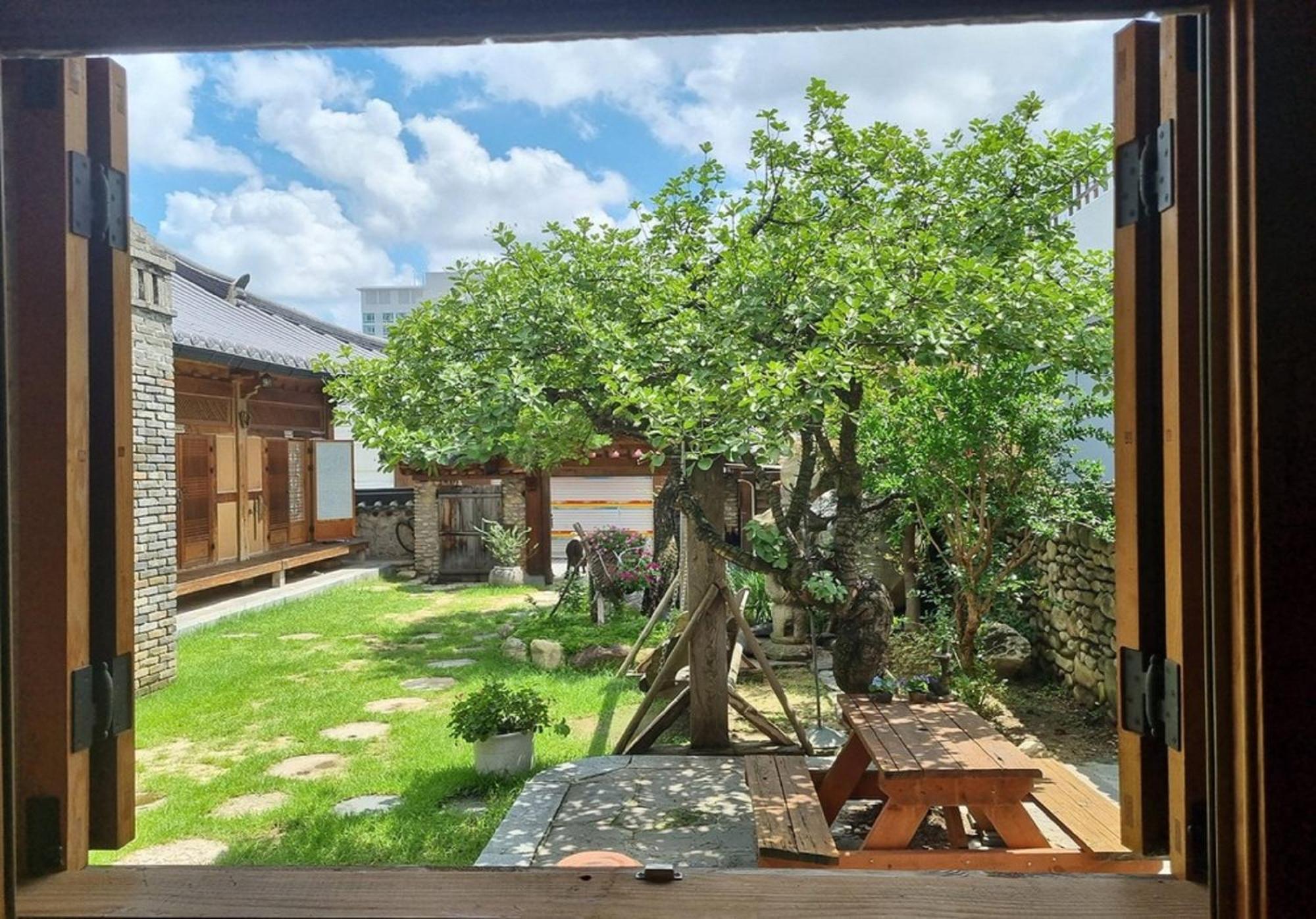 Hanok Gotaek Goeul 전주 외부 사진