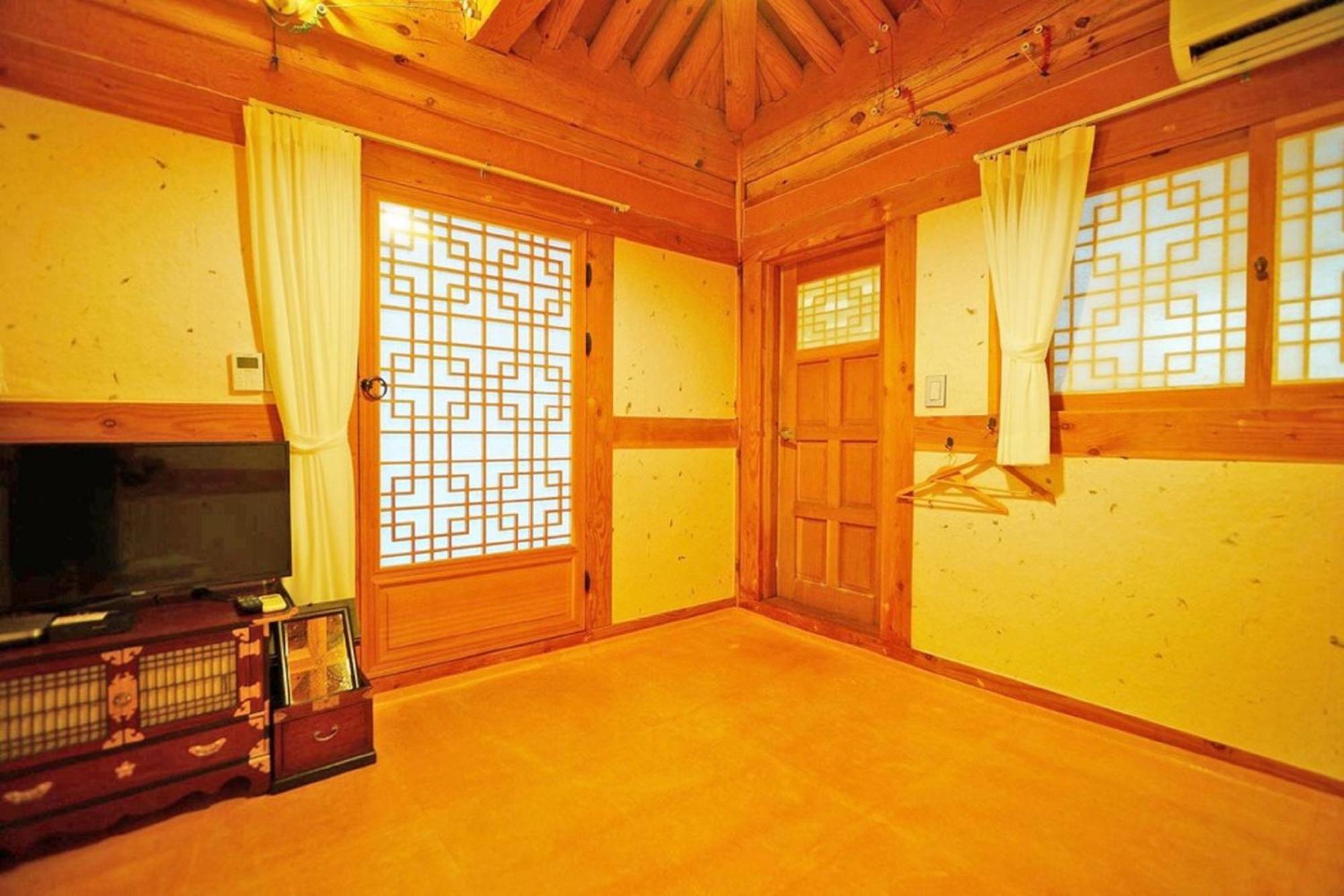 Hanok Gotaek Goeul 전주 외부 사진